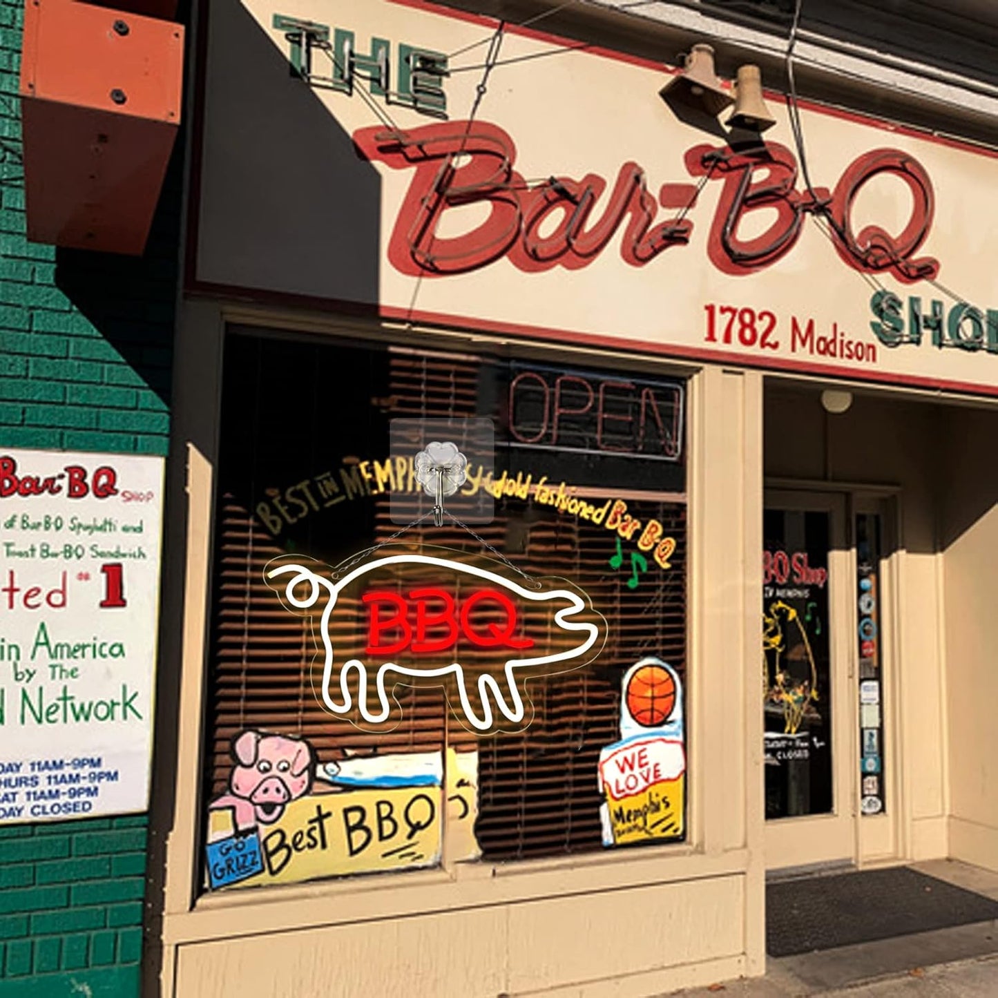 BBQ Neon Sign - LED Pig Shape Light for Barbecue Restaurants, Smokehouses & Food Stalls - Deen neon