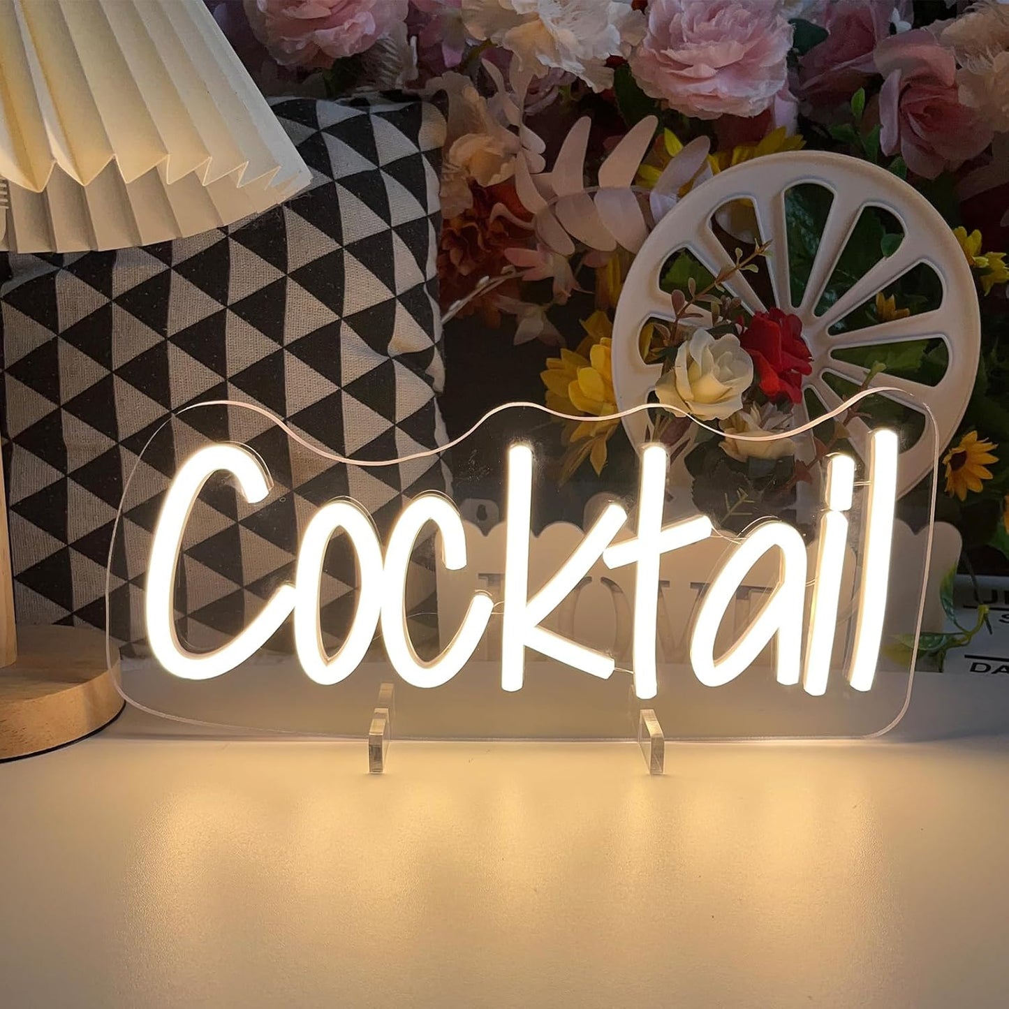 Cocktail neon sign – LED wall decor for bars, home bars, restaurants, and party events