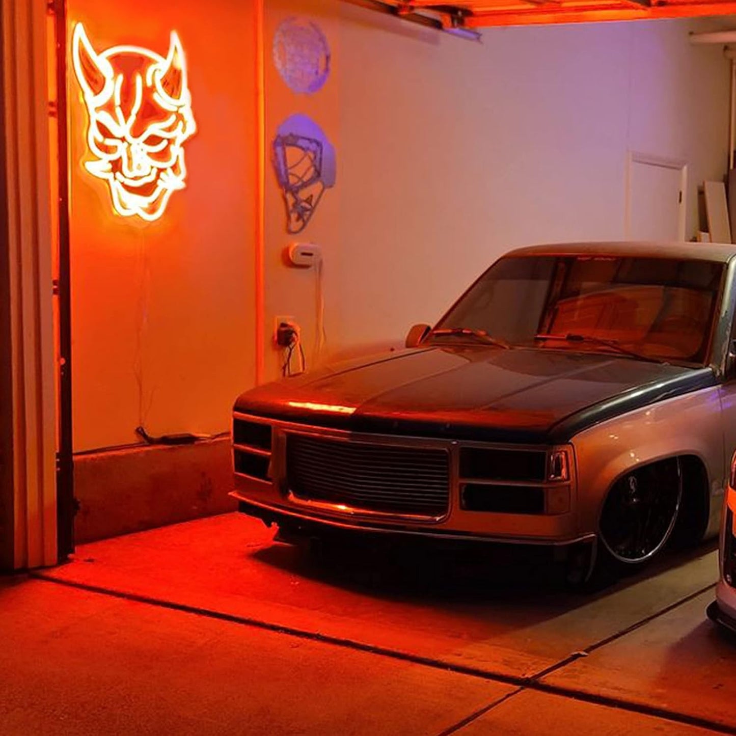 Devil Mask Neon Sign โ LED Light for Halloween, Party & Dark Room Decor - Deen neon