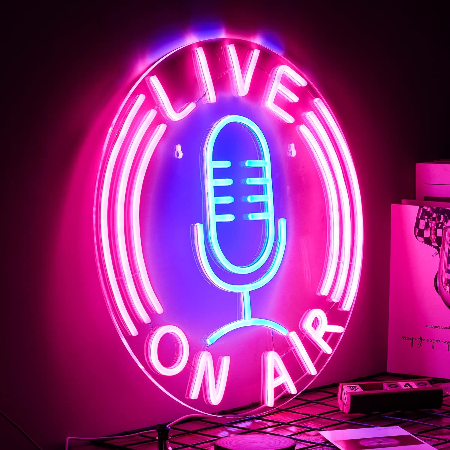 Live On Air Neon Sign - LED Streaming Light for Podcast, Studio & Gaming Room - Deen neon