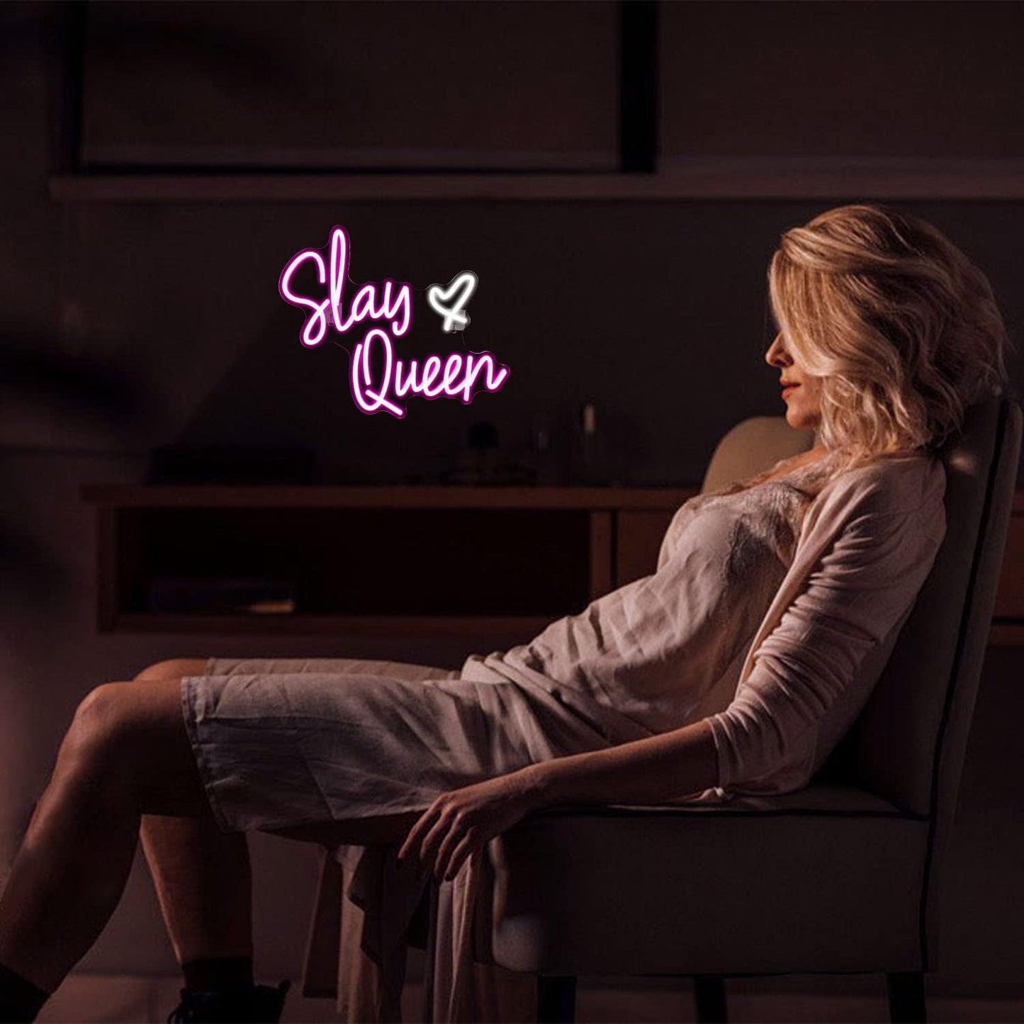 SLAY QUEEN Neon Sign - LED Wall Light for Glam Room & Bedroom Decor