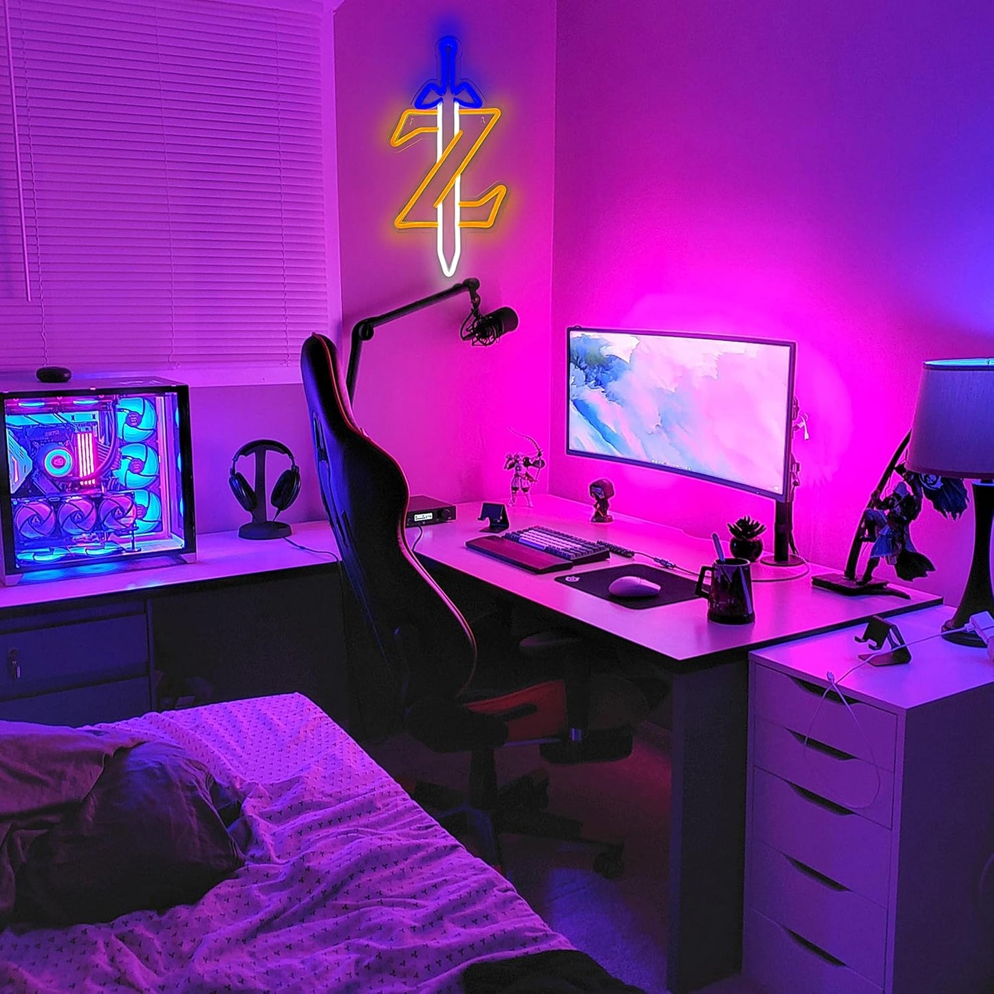 Zelda sword and Z neon sign – LED gaming wall light for gamers and collectors