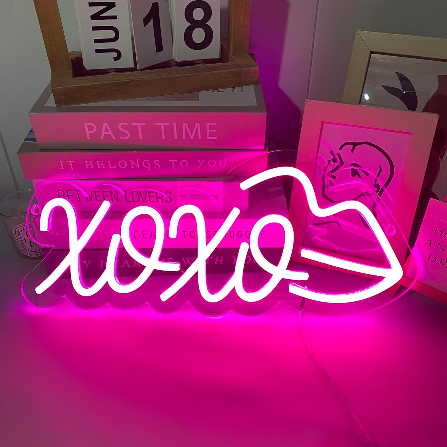 Pink XOXO and lips neon sign – romantic LED wall light for bedroom or gifts

